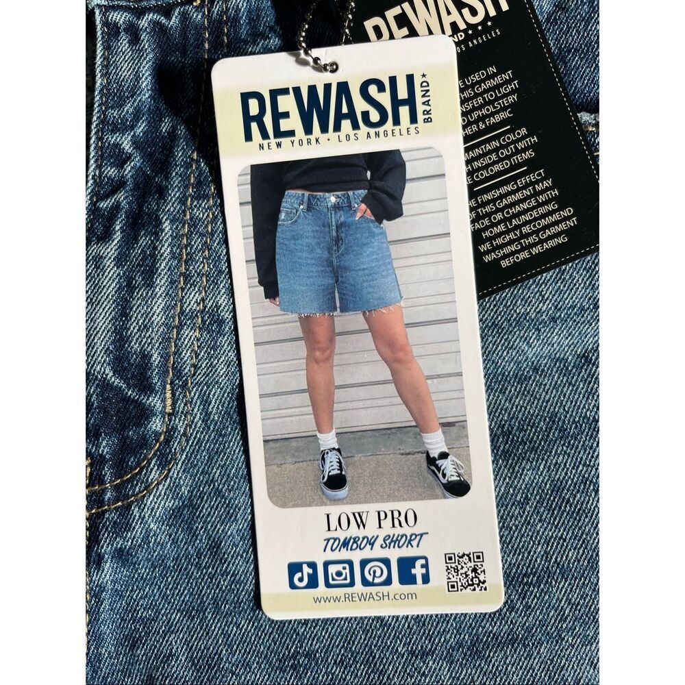 Rewash Classic Medium Blue Denim Cutoff Shorts Low Pro Tomboy Shorts Sz 11/30 - Picture 10 of 10